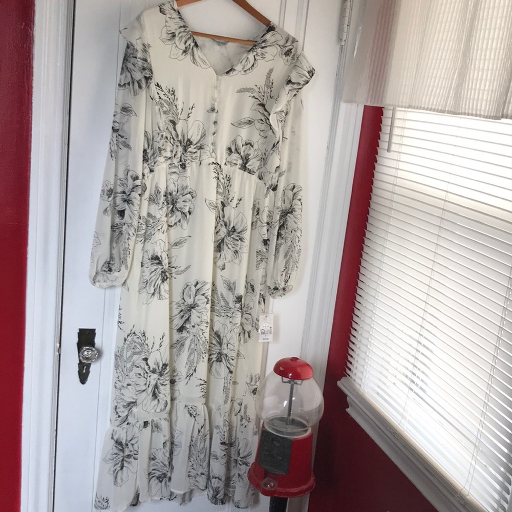Long sleeve maxi dress floral